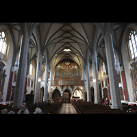 Alttting, Stiftskirche St. Philippus und Jakobus, Innenraum in Richtung Orgel