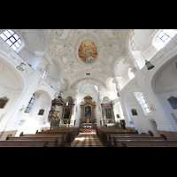 Alttting, St. Magdalena, Innenraum in Richtung Chor