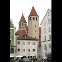 Regensburg, Niedermnster, Ansicht vom Kornmarkt auf die Trme