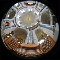 Stockholm, Hedvig Eleonora kyrka, Allen-Spieltisch mit Blick in die Kuppel