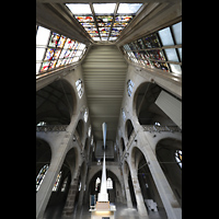 Kln (Cologne), Jesuitenkirche / Kunst-Station St. Peter, Blick vom Spieltisch im Chorraum an die Decke