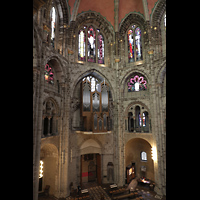 Kln (Cologne), Basilika St. Gereon, Blick vom seitlichen Umgang von der Mitte des Dekagons zur Orgel