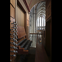 Kln (Cologne), Dom St. Peter und Maria, Blick vom Spieltisch der Langhausorgel zum Chor nach Osten