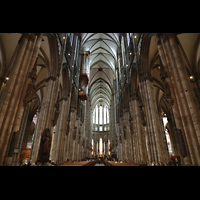 Kln (Cologne), Dom St. Peter und Maria, Langhaus in Richtung Chor