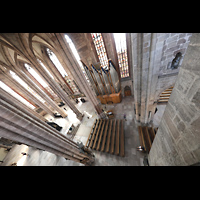 Nrnberg (Nuremberg), St. Sebald, Blick vom Balkon in der nrdlichen Vierung in den Chorraum mit Orgel