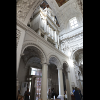 Vilnius, v. apatalu Petro ir Povilo banycia (St. Peter und Paul), Orgel seitlich