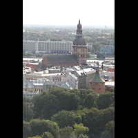 Riga, Mariendom, Blick von der Skyline-Bar des Radisson Blu Hotels auf den Dom