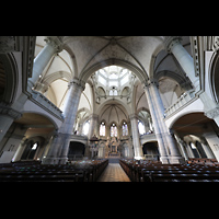 Mnchen (Munich), St. Lukas, Innenraum in Richtung Chor