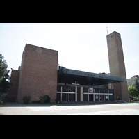 Bologna, San Giovanni Bosco, Frontansicht