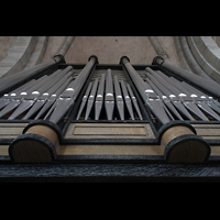 Trier, Dom St. Peter, Blick vom Spieltisch der Chororgel auf die Prospektpfeifen