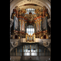 Waldsassen, Stiftsbasilika, Hauptorgel beleuchtet (2010)