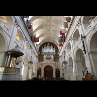 Paris, Saint-Louis des Invalides (Cathdrale aux Armes), Innenraum in Richtung Orgel