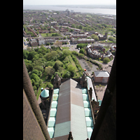 Liverpool, Anglican Cathedral, Blick vom Turm auf das Dach