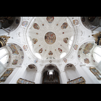 Muri, Klosterkirche, Hauptorgel mit Blick in die Kuppel