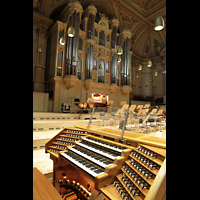 Zrich, Tonhalle, Mobiler Spieltisch und Orgel