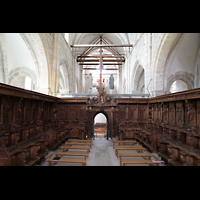 Sion (Sitten), Notre-Dame-de-Valre (Burgkirche), Blick vom Chorgesthl ber den Lettner in Richtung Orgel