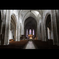 Sion (Sitten), Cathdrale Notre-Dame du Glarier, Hauptschiff in Richtung Chor