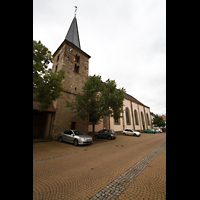 berherrn, Kirche, Auenansicht mit Turm