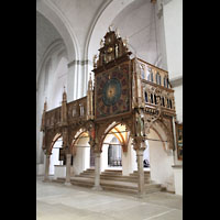 Lbeck, Dom, Lettner von Bernt Notke (1477) mit Kirchenuhr (1628)