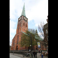 Lbeck, St. Jakobi, Fassade mit Turm