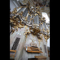 Ettal, Benediktinerabtei, Klosterkirche, Barockorgel mit Spieltisch seitlich