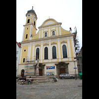 Kaufbeuren, Dreifaltigkeitskirche, Fassade