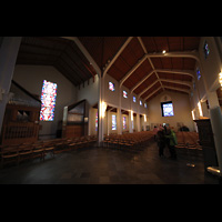 Sklholt, Skholtskirkja, Innenraum in Richtung Rckwand mit Orgel im Querhaus
