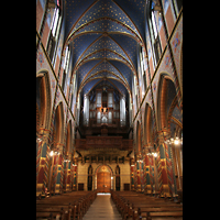 Kevelaer, Marienbasilika, Innenraum / Hauptschiff in Richtung Orgel