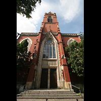 Berlin, St. Matthias, Fassade mit Hauptportal