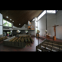 Berlin, Ev. Kirche am Seggeluchbecken, Gesamtansicht Innenraum