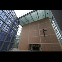 Mnchen (Munich), Herz-Jesu-Kirche, Eingangshalle