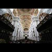 St. Florian, Stiftskirche, Chor mit Chororgeln