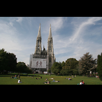 Wien (Vienna), Votivkirche, Kirche mit Sigmund-Freud-Park