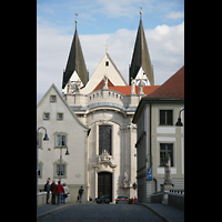 Eichsttt, Dom, Blick von der Spitalbrcke auf die barocke Westfassade