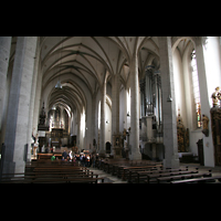 Eichsttt, Dom, Innenraum / Hauptschiff in Richtung Ostchor mit Orgel