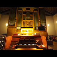 Hildesheim, Liebfrauenkirche, Orgel mit Spieltisch nachts