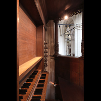 Amsterdam, Nieuwe Kerk, Blick vom Spieltisch der Transeptorgel zur Hauptorgel