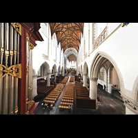 Haarlem, Sint Bavokerk, Seitlicher Blick vom Rckpositiv in die Kirche