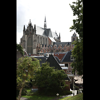 Leiden, Hooglandse Kerk, Ansicht von der Leidener Burg(ruine) von Nordwesten